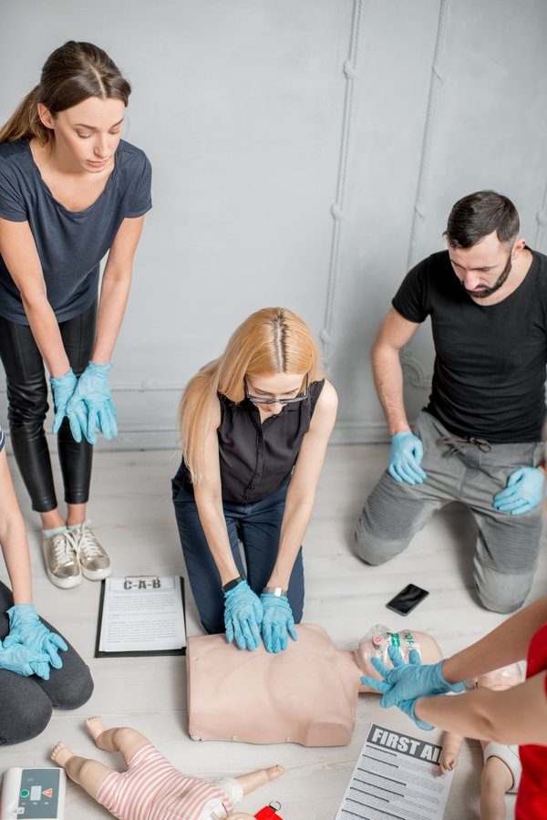 Maîtriser la formation sst : votre guide complet pour agir.